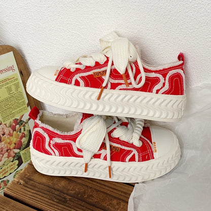 Wavy Stitch Canvas Sneaker