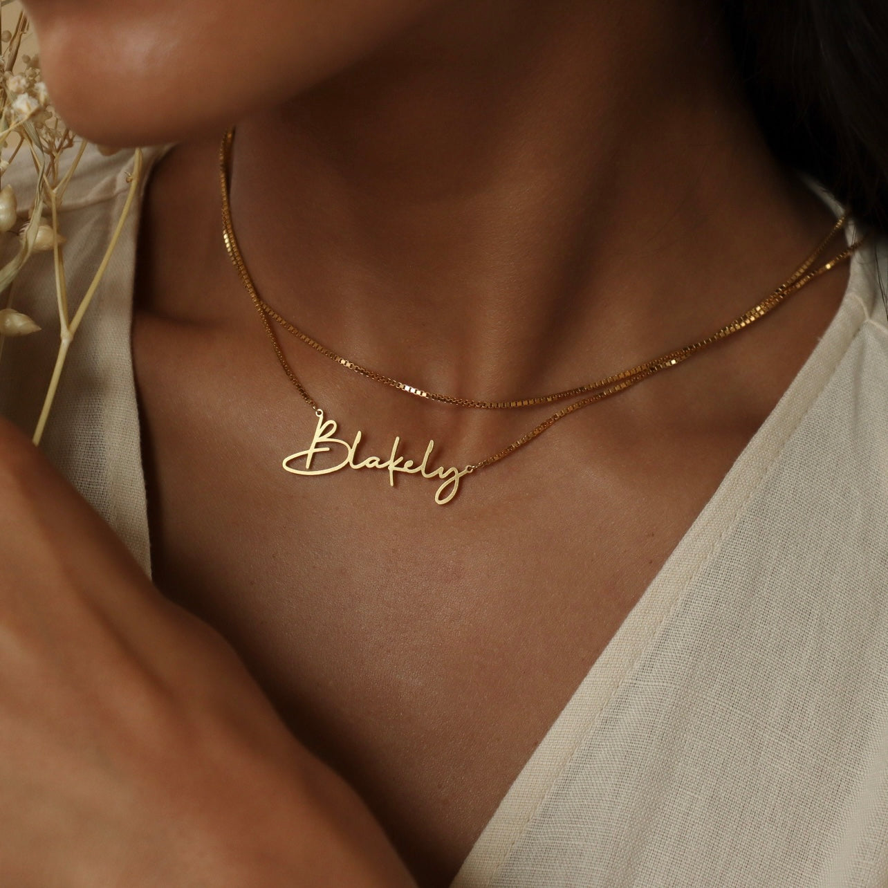 Luxe Script Name Necklace